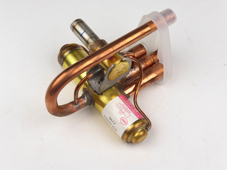 VÁLVULA 4 VÍAS SFT-0101 Z190 - 9AGF8123